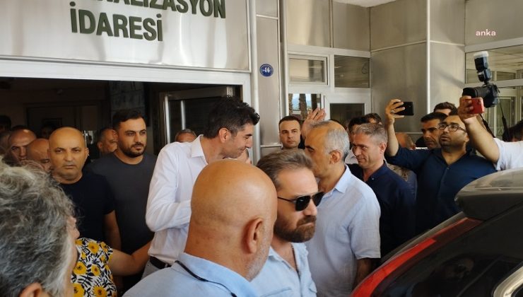 İzmir’de İZSU ve GDZ Dağıtım A.Ş. genel müdürlerine gözaltı