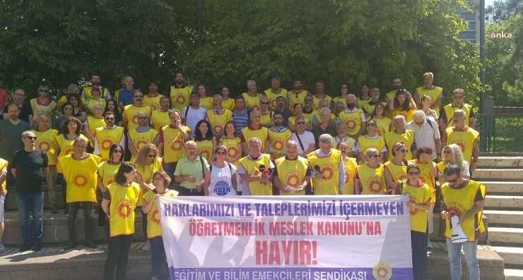 Öğretmenlik Meslek Kanunu Teklifi’ne tepkiler sürüyor…