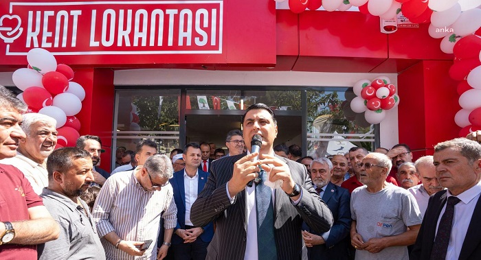 Şehitkamil Belediyesi tarafından hayata geçirilen 2. Kent Lokantası, törenle hizmete açıldı