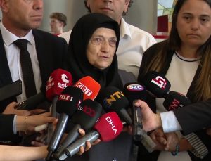 Sinan Ateş’in annesi ve ablasından Özgür Özel’e ziyaret.