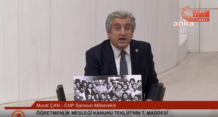 TBMM’de ‘Öğretmenlik Mesleği Kanunu Teklifi” görüşmeleri devam ediyor. CHP’li Murat Çan’dan tepki…