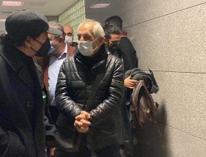 Genco Erkal, “Cumhurbaşkanına hakaret” suçundan yargılandığı davada “Ben sürüden biri olmayı kabul etmiyorum” demişti