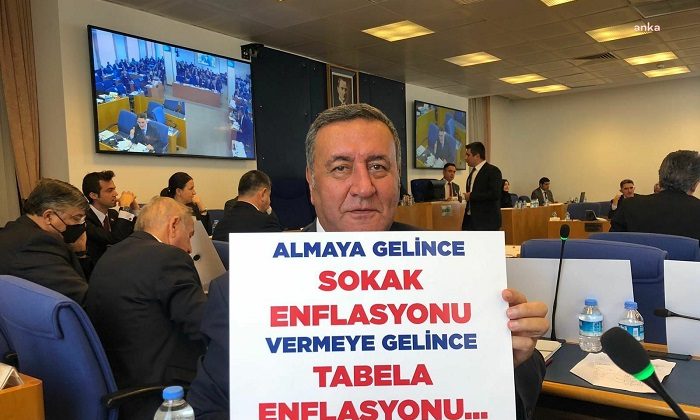 Ömer Fethi Gürer: “Bireysel kredi kart borçları 3,34 trilyon liraya yükseldi”