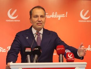 Fatih Erbakan’dan AK Parti’ye “siyasi şantaj” suçlaması