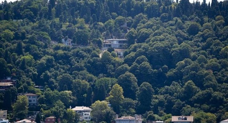 İstanbul Boğazı’nda şok görüntü! Vaniköy sırtlarındaki villa inşaatı, İBB’den açıklama