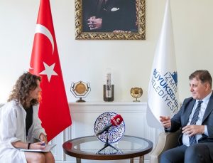 İzmir Büyükşehir Belediye Başkanı Cemil Tugay: Hiçbir hayvanı katletmeyi düşünmüyoruz