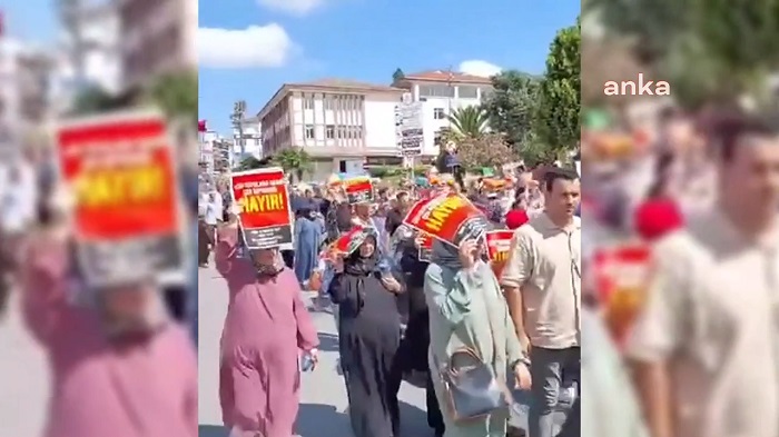Kandıra’da yapılacak çöp tesisinin ÇED toplantısı öncesinde vatandaşlar protesto eylemi düzenledi, toplantı iptal oldu