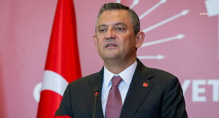 Özgür Özel’den Usta sanatçı Aydemir Akbaş için taziye mesajı