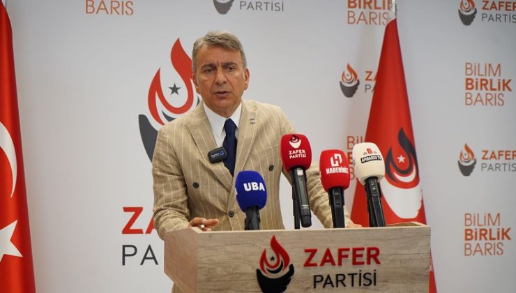 Zafer Partili, Karamahmutoğlu: ”Subaylarını zor durumda bırakmak için eski bilindik Fethullahçı tezgahları.