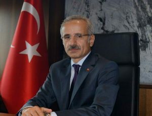 Erzurum Havalimanı güvenlik nedeniyle trafiğe kapatıldı