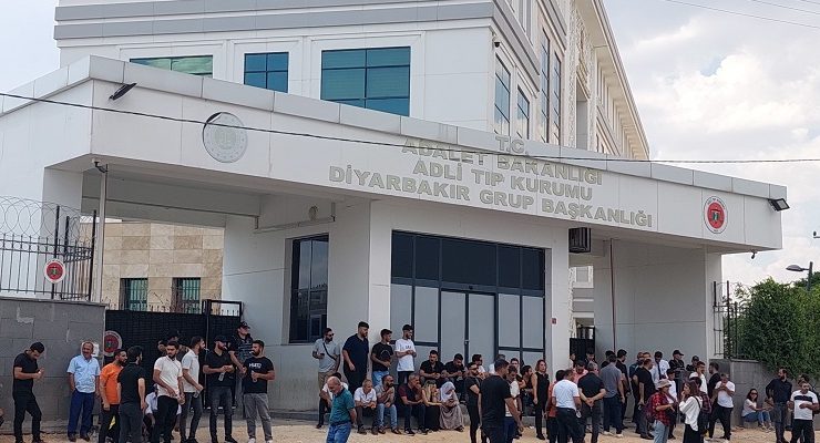 Narin’in ölümünde kahreden detayları Diyarbakır Valisi Valisi Murat Zorluoğlu açıkladı