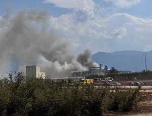 Savaş Alanı Gibi! Sakarya’daki Fabrikada Büyük Patlama, Sağlık Bakanlığından Açıklama