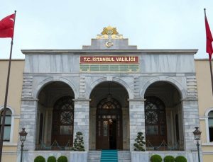 İstanbul Valiliği duyurdu: Okul saatlerine ilk gün düzenlemesi