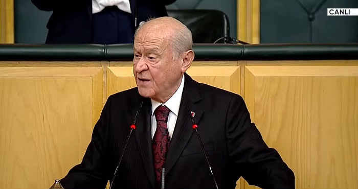 Devlet Bahçeli’den tehdit: Halk TV ve CHP ayağınızı denk alın