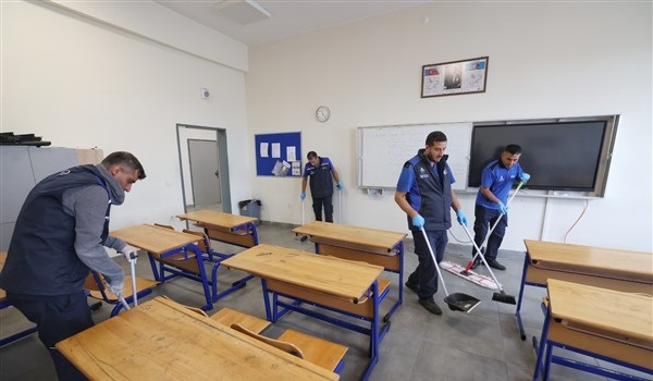 Ekrem İmamoğlu Sayesinde Okullar Daha Temiz. ”İBB ‘Temiz Okul Projesini’ başlattı