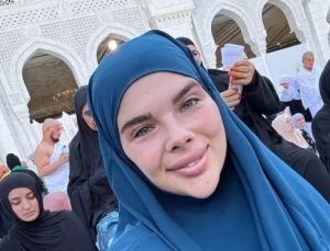 ‘Sihirli Annem’in ‘Tuğçe’si umreye gitti