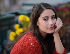 Hazal Kaya ameliyat oldu