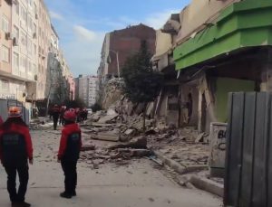 İstanbul Güngören’de bina çöktü!