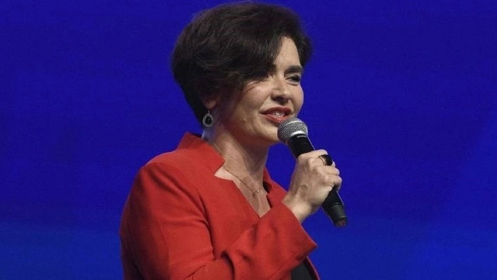 Bahçeli’den ev hapsindeki Özlem Gürses’e telefon