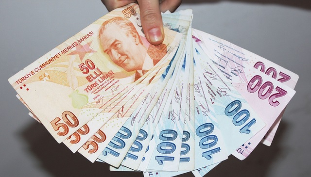 Esnafa ve Sanatkâra Faiz İndirimli Kredi