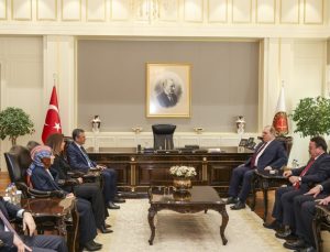 Özgür Özel, Yargıtay Birinci Başkanı Kerkez’i Ziyaret Etti