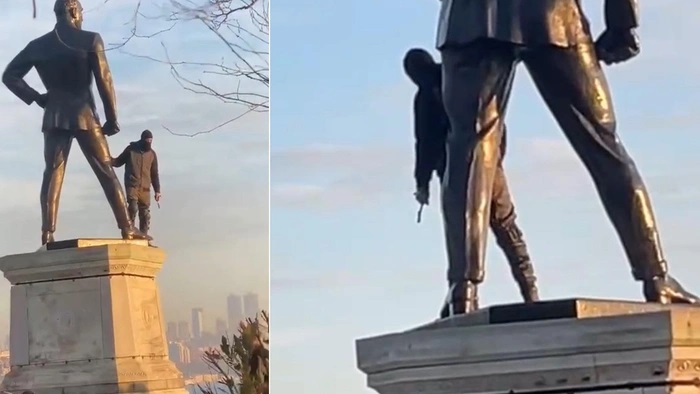 Sarayburnu’nda Atatürk heykeline zarar veren şüpheli gözaltına alındı