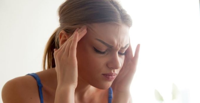 Baş Ağrısını Anında Kesen Etkili Yöntemler!