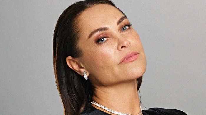 Hülya Avşar’ın rol aldığı sinema filmi gişede çakıldı!