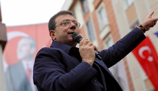 İmamoğlu: Kent lokantası emeklinin, öğrencinin, işsizin onurudur