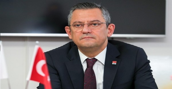 Özgür Özel’den TSK’dan ihraç edilen teğmenin ailesine ziyaret