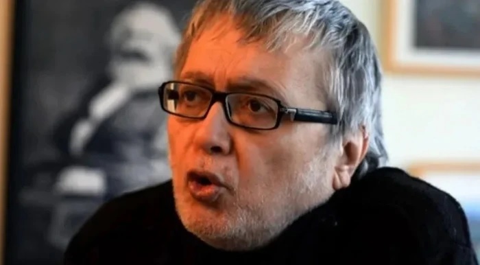 Gazeteci Hikmet Çetinkaya vefat etti